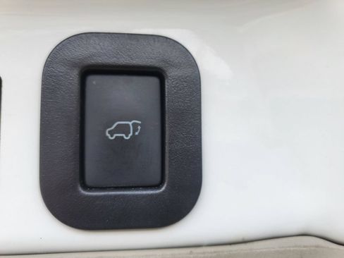 Used 2014 Toyota Sienna Limited w/ Limited Premium Package AWD/4WD image 34