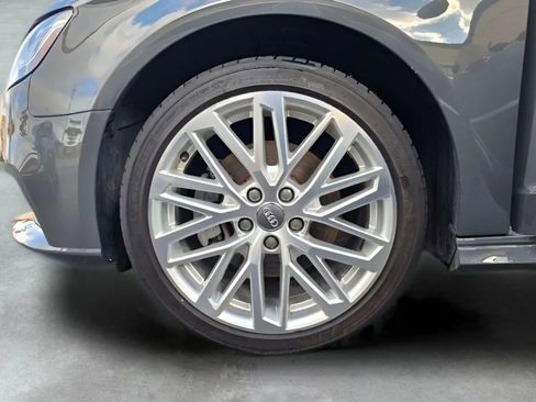 Used 2018 Audi A3 e-tron Prestige w/ Prestige Package image 14