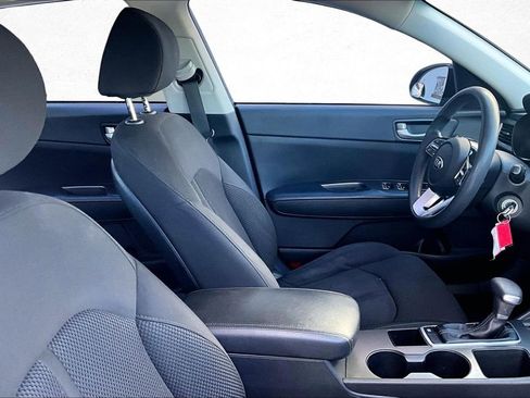 Used 2019 Kia Optima LX image 25