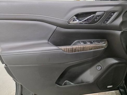 Used 2023 GMC Acadia Denali w/ Trailering Package image 10