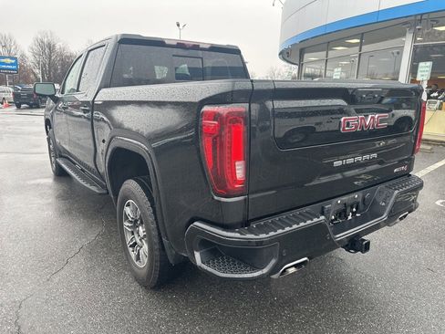 Used 2024 GMC Sierra 1500 AT4 w/ Technology Package image 7