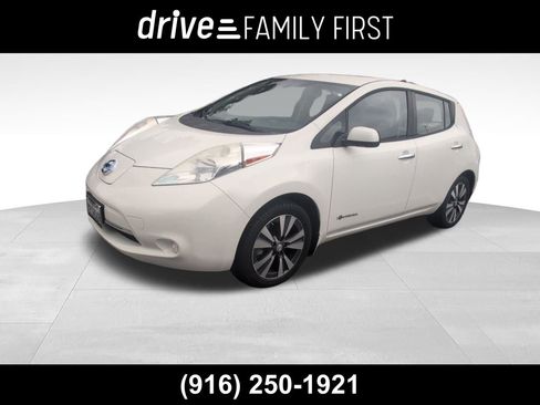 Used 2016 Nissan Leaf SV w/ Premium Package FWD image 1