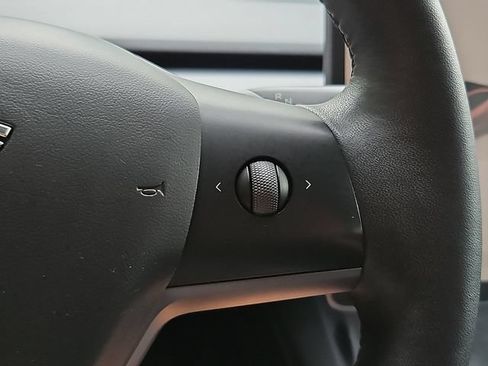 Used 2023 Tesla Model 3 Standard Range RWD image 22