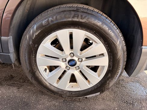 Used 2019 Subaru Outback 2.5i Premium image 46