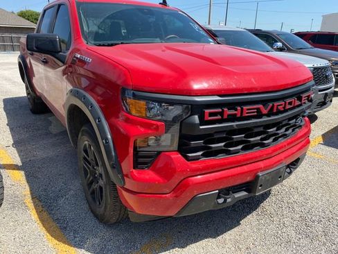 Used 2022 Chevrolet Silverado 1500 Custom AWD/4WD image 2