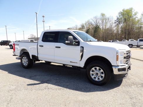 Used 2024 Ford F250 XLT w/ FX4 Off-Road Package AWD/4WD image 10