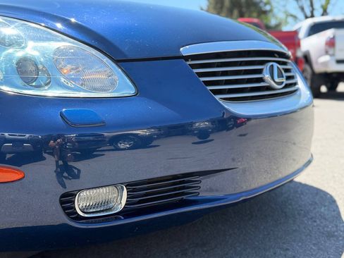 Used 2005 Lexus SC 430 Convertible w/ Preferred Accessory Pkg RWD image 38