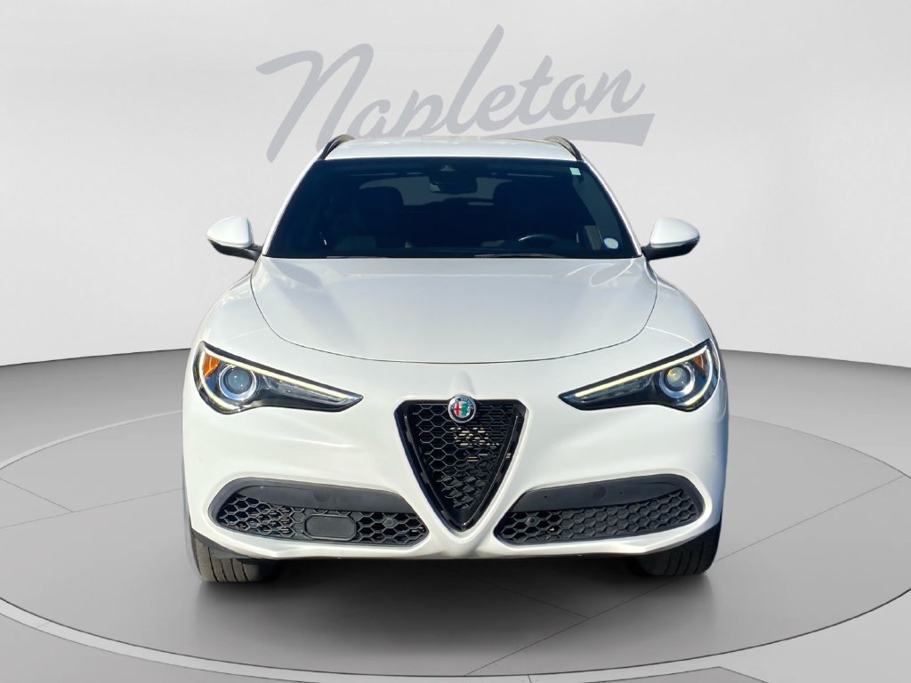 Used 2022 Alfa Romeo Stelvio Sprint RWD image 9