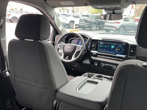 Certified 2023 Chevrolet Silverado 1500 LT AWD/4WD image 12