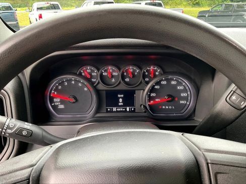 Used 2023 Chevrolet Silverado 1500 Custom AWD/4WD image 14