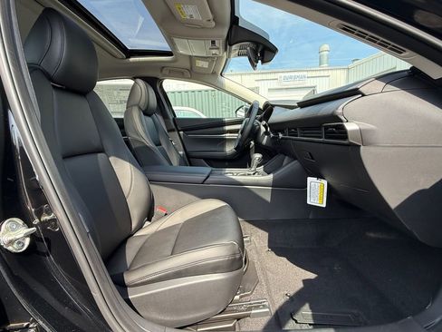 New 2026 MAZDA MAZDA3 2.5 S Sedan w/ Preferred Pkg image 26