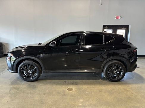 Used 2024 Dodge Hornet R/T w/ R/T Blacktop Package AWD/4WD image 2