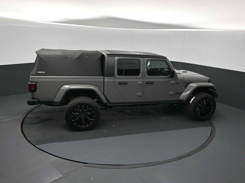 Used 2021 Jeep Gladiator Sport AWD/4WD image 49