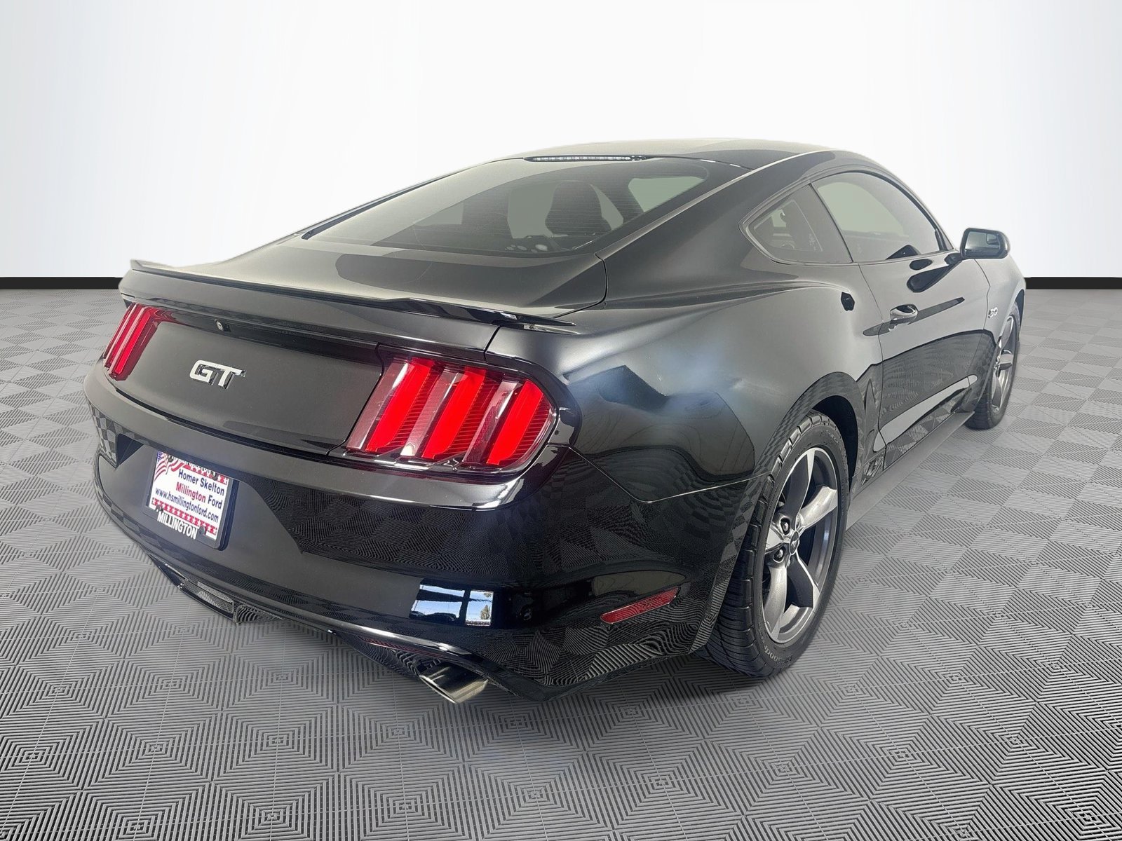 Used 2015 Ford Mustang GT RWD image 7