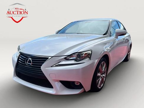 Used 2016 Lexus IS 200t RWD image 1