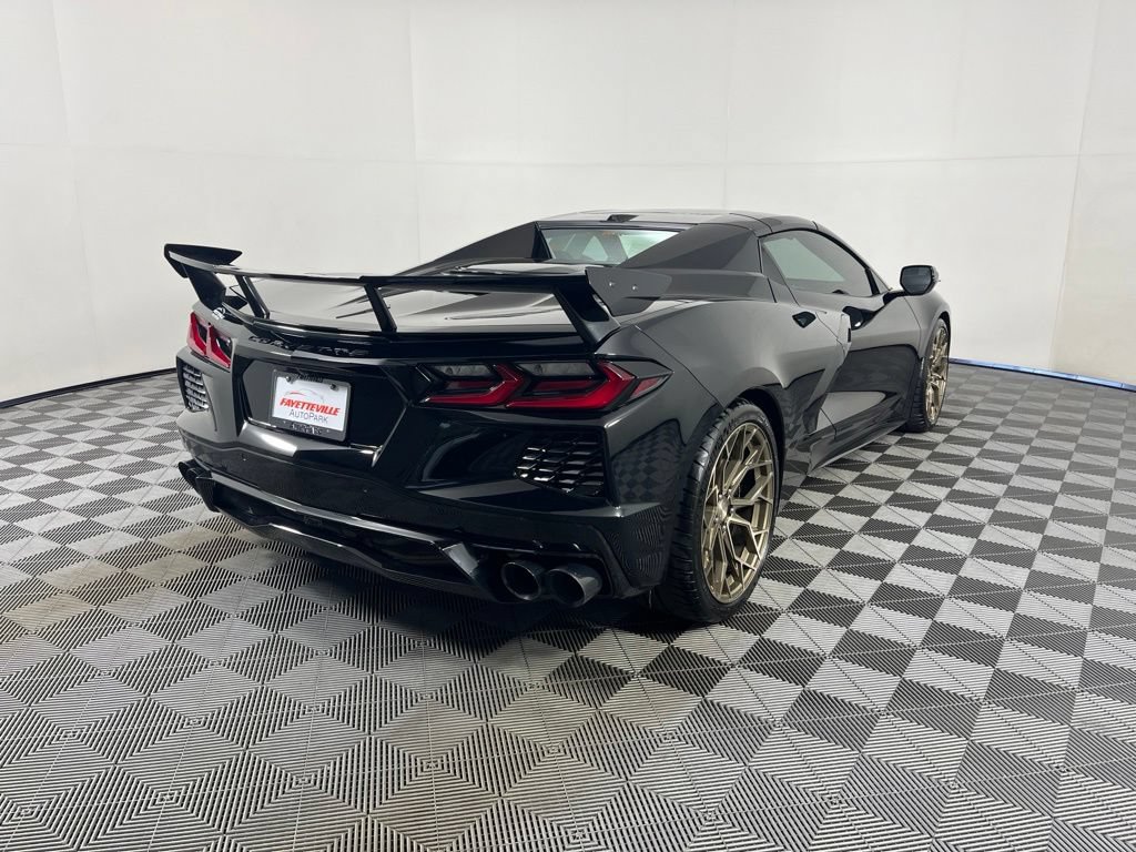 Used 2023 Chevrolet Corvette Stingray Premium Conv w/ Z51 Performance Package RWD image 11