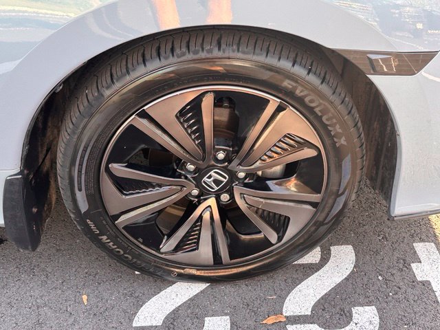 Used 2017 Honda Civic EX-L image 12