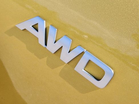 Certified 2022 Kia Seltos SX w/ Sunroof Package AWD/4WD image 16