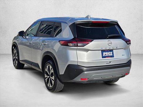 Used 2023 Nissan Rogue SV FWD image 8