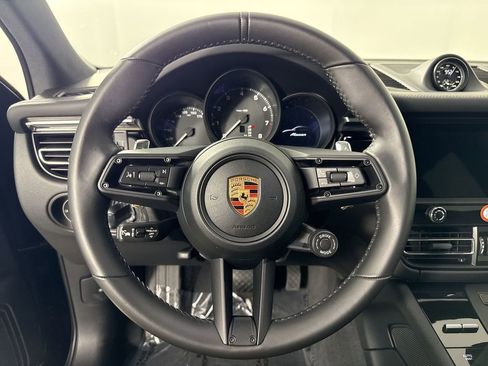 Certified 2026 Porsche Macan AWD/4WD image 35