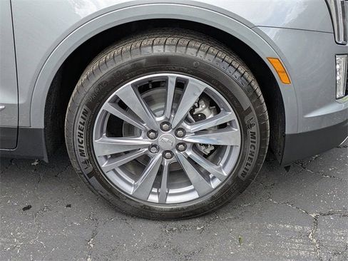 New 2025 Cadillac XT5 Premium Luxury w/ LPO, Floor Liner Package image 11