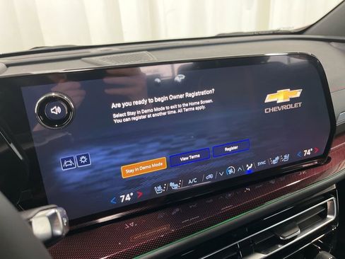 New 2026 Chevrolet Traverse RS image 11