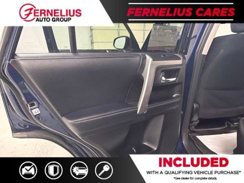 Used 2021 Toyota 4Runner SR5 AWD/4WD image 15