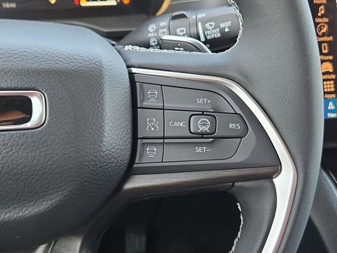 New 2026 Jeep Grand Cherokee L Limited AWD/4WD image 23