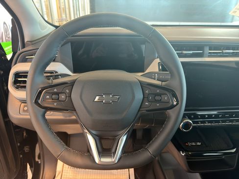 New 2027 Chevrolet Bolt RS w/ Technology Package FWD image 7
