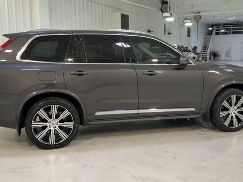 Used 2024 Volvo XC90 B5 Plus image 2