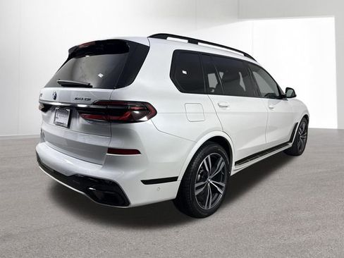 Used 2026 BMW X7 xDrive40i AWD/4WD image 35