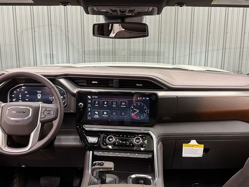 Used 2026 GMC Sierra 1500 Denali AWD/4WD image 37