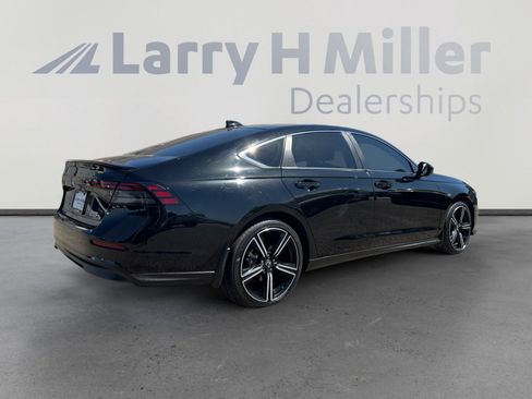 Used 2023 Honda Accord Sport image 5