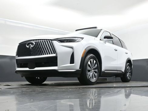 Used 2026 INFINITI QX60 Pure w/ Cargo Package FWD image 39