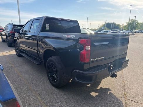 Used 2024 Chevrolet Silverado 1500 Custom AWD/4WD image 4