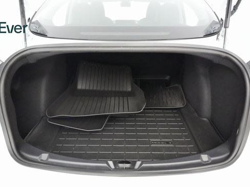 Used 2020 Tesla Model 3 Standard Range image 23