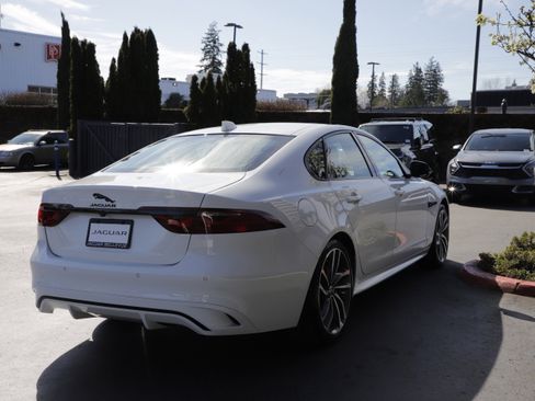 New 2024 Jaguar XF R-Dynamic SE image 10
