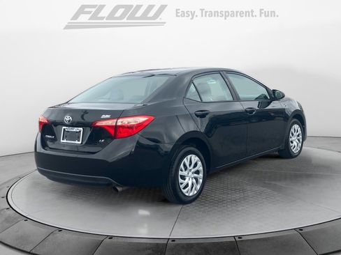 Used 2019 Toyota Corolla LE image 9