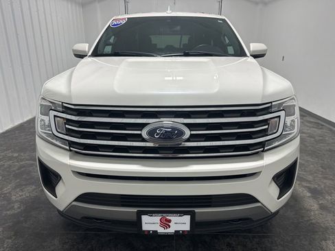 Used 2020 Ford Expedition XLT AWD/4WD image 2