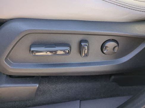 Used 2023 Honda Pilot EX-L image 18