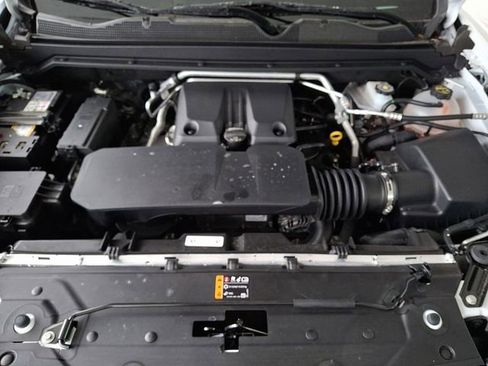 Used 2025 Chevrolet Colorado W/T w/ WT Convenience Package II RWD image 28