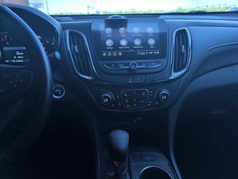 Used 2024 Chevrolet Equinox RS w/ RS Leather Package AWD/4WD image 18