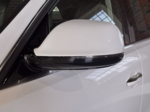 Used 2015 Audi Q5 2.0T Premium Plus w/ Technology Package image 18