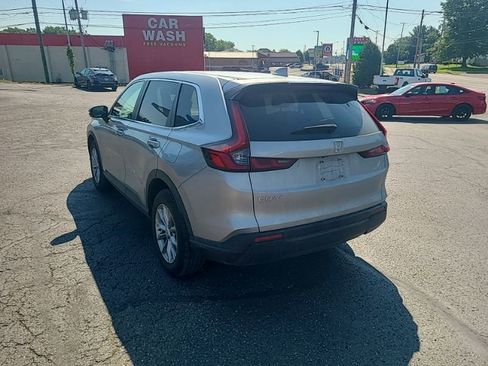 Used 2024 Honda CR-V EX image 4