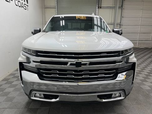 Used 2022 Chevrolet Silverado 1500 LTZ w/ LTZ Premium Package AWD/4WD image 9
