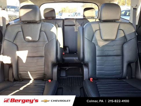 Used 2024 Kia Telluride SX Prestige w/ Towing Package image 17