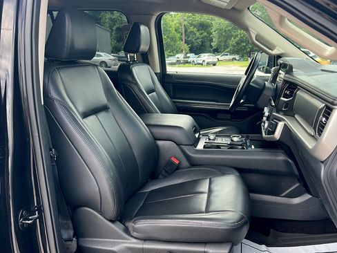Used 2023 Ford Expedition Max XLT AWD/4WD image 11