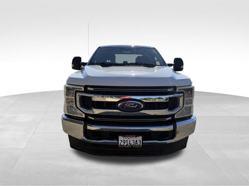 Used 2020 Ford F250 XLT AWD/4WD image 8