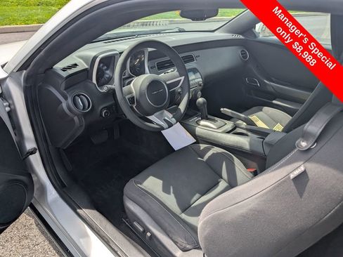 Used 2011 Chevrolet Camaro LT RWD image 9