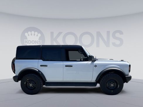 New 2026 Ford Bronco Outer Banks AWD/4WD image 8